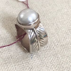 Sterling silver, Mabe pearl ring
